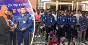 আমি যতদিন কুষ্টিয়াতে আছি পুলিশে চাকরী করতে কোন ঘুষ লাগবে না - পুলিশ সুপার - ১২০ টাকায় পুলিশে চাকুরী পেয়ে আনন্দে আত্নহারা ৭৪ পুলিশের কনস্টেবল ও তাদের পরিবারের সদস্যরা