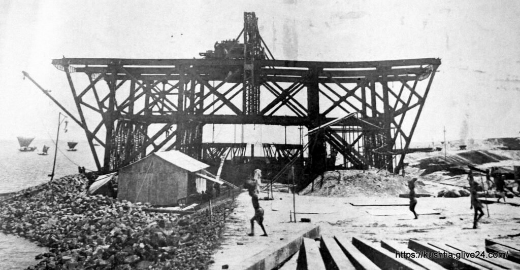 Construction of Hardinge Bridge 1910, হার্ডিঞ্জ ব্রিজের নির্মাণ কাজ ১৯১০