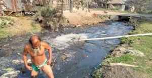 দখল আর দূষণে নাই হয়ে যাচ্ছে জিকের এস-৪ টি-১ খাল