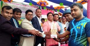 মিরপুরে চেয়ারম্যান কাপ ক্রিকেট টুর্ণামেন্টের ফাইনাল খেলা ও পুরস্কার বিতরণ