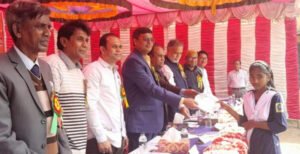 জি.কে মাধ্যমিক বিদ্যালয়ে ক্রীড়া প্রতিযোগিতা ও পুরষ্কার বিতরণী