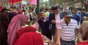  ইবিতে উৎসবমুখর পরিবেশে পিঠা উৎসব