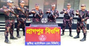 দৌলতপুর সীমান্তে বিজিবি’র অভিযানে মাদক উদ্ধার