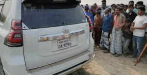 পারমাণবিক বিদ্যুৎ কেন্দ্রের কর্মকর্তার গাড়ি সহ ড্রাইভারের মরদেহ উদ্ধার