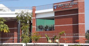 দুদকের মামলায় গ্রামীণ ব্যাংকের ৩ কর্মকর্তার কারাদণ্ড