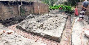 ভেড়ামারায় সরকারি রাস্তার জমি দখল করে বাড়ি নির্মাণের অভিযোগ