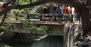 খোকসায় দুই শাতাধিক পরিবারের সদস্যদের অবরুদ্ধ ও ৩ শতাধিক ব্যবসা প্রতিষ্ঠান বন্ধ করার অপচেষ্টা