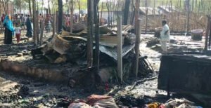 মিরপুরে পানের বরজে সংঘটিত অগ্নিকান্ডে ১৫টি ঘর ভস্মীভূত