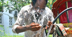 গরমে অতিষ্ঠ কুষ্টিয়ার জনজীবন