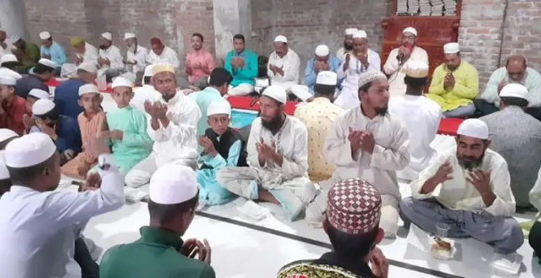 খাদিমপুর মোমতাজুল উলূম মাদরাসায় ইফতার মাহফিল