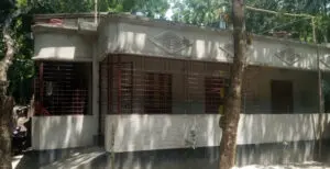 পল্লী চিকিৎসকের বাড়িতে হামলা ও প্রাণনাশের হুমকি 2 পল্লী চিকিৎসকের বাড়িতে হামলা ও প্রাণনাশের হুমকি পল্লী চিকিৎসকের বাড়িতে হামলা ও প্রাণনাশের হুমকি