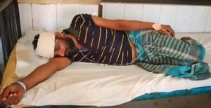  কুষ্টিয়ায় বটি দিয়ে স্ত্রীকে কুপিয়ে হত্যা, স্বামী আটক