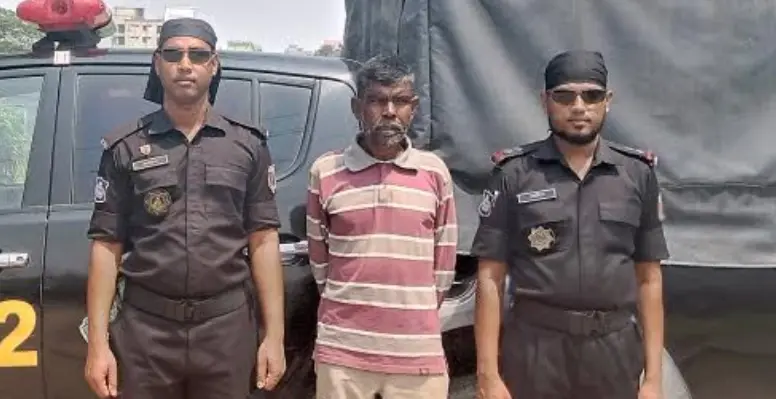 কুষ্টিয়ায় র‌্যাবের অভিযানে চোলাই মদ সহ সামিউল গ্রেফতার