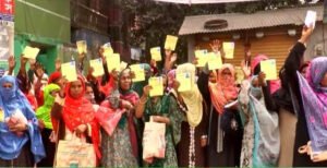 কুষ্টিয়ার হাটশ হরিপুরে চেয়ারম্যান মেম্বার দ্বন্দ্বে টিসিবি পণ্য পায়নি কার্ডধারীরা