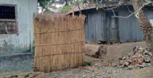 কুমারখালীতে জমিজমা নিয়ে বিরোধের জেরে বসতবাড়িতে হামলা ভাঙচুর