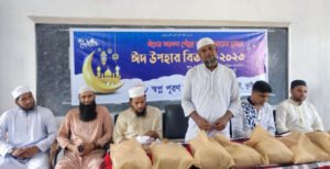 কুমারখালীতে ৪০ টি পরিবার পেল স্বপ্ন পূরণ ফাউন্ডেশনের ঈদ উপহার
