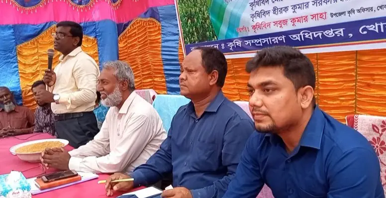 খোকসায় তেল জাতীয় ফসল উৎপাদন বৃদ্ধি লক্ষ্যে মাঠ দিবস