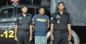 কুষ্টিয়ায় র‌্যাবের অভিযানে গাঁজা সহ মাদক ব্যবসায়ী রফিকুল সর্দার গ্রেফতার