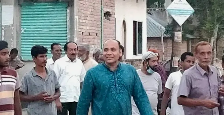 দৌলতপুরের বিভিন্ন এলাকায় আ.লীগ নেতা মোফাজ্জেল হকের গণসংযোগ