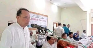 ভেড়ামারায় ইমাম ও মোয়াজ্জিনদের সাথে মত বিনিময় করলেন হাসানুল হক ইনু এমপি