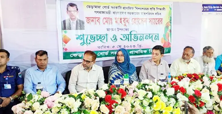 ভেড়ামারায় মন্ত্রিপরিষদ সচিবকে সংবর্ধনা