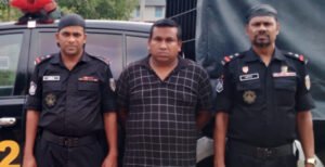 কুষ্টিয়ায় প্রকাশ্যে অনলাইন জুয়া খেলার অপরাধে ০১ জন গ্রেফতার