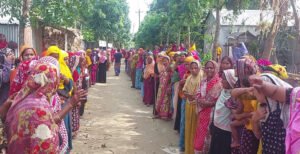 দৌলতপুরে প্রতিপক্ষের আগুনে দুজনের মৃত্যু, মরদেহ নিয়ে মিছিল