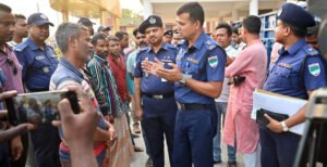 কুষ্টিয়ায় আন্তঃজেলা সংঘবদ্ধ গরু চোর চক্রের আসামী গ্রেফতার ও চুরিকৃত গরু উদ্ধার