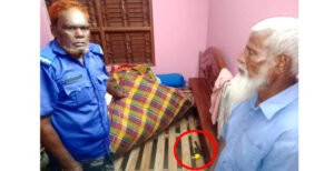 দৌলতপুরে হত্যাকাণ্ডে নেতৃত্ব দেওয়া উজ্জ্বল সরদারের বেডরুম থেকে আগ্নেয় অস্ত্র উদ্ধার