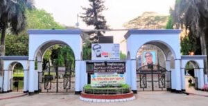 ইবিতে মিমাংসা করে অভিযোগ তুলে নিলেন ভুক্তভোগী