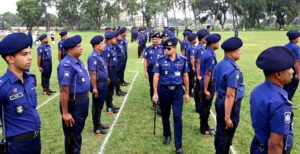 কুষ্টিয়া পুলিশ লাইন্স প্যারেড গ্রাউন্ডে সাপ্তাহিক মাস্টার প্যারেড অনুষ্ঠিত