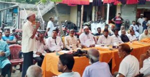 দৌলতপুরের মথুরাপুর ইউনিয়নে সাবেক সাংসদ রেজাউল হক চৌধুরীর পথসভা