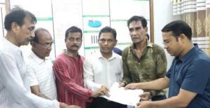 দেশব্যাপী বিদ্যুৎ লোডশেডিং এর প্রতিবাদে কুষ্টিয়ায় বিএনপির অবস্থান কর্মসূচি ও স্মারকলিপি প্রদান