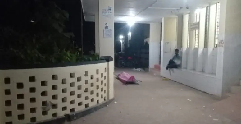 মিরপুরে বিষপানে যুবকের আত্মহত্যা 5 মিরপুরে বিষপানে যুবকের আত্মহত্যা মিরপুরে বিষপানে যুবকের আত্মহত্যা