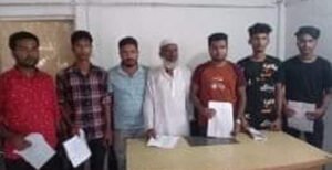 মিরপুরে বিদেশ পাঠানোর নামে কয়েক কোটি টাকা হাতিয়ে নেওয়ার অভিযোগে সংবাদ সম্মেলন