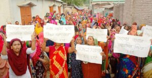 দৌলতপুরে দুই কৃষক হত্যার বিচারের দাবিতে মানববন্ধন ও বিক্ষোভ মিছিল