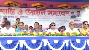 খোকসায় আ.লীগের শান্তি ও উন্নয়ন সমাবেশে এমপি জর্জ’র হুশিয়ারী; শিষ্টাচারের মধ্যে থাকেন, বাইরে যাবেন আস্তাকুড়ে নিক্ষিপ্ত হবেন