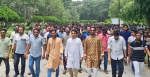 ইবি ছাত্রলীগের বিক্ষোভ মিছিল