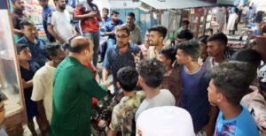 দৌলতপুরের প্রাগপুরে মোফাজ্জেল হকের গণসংযোগ