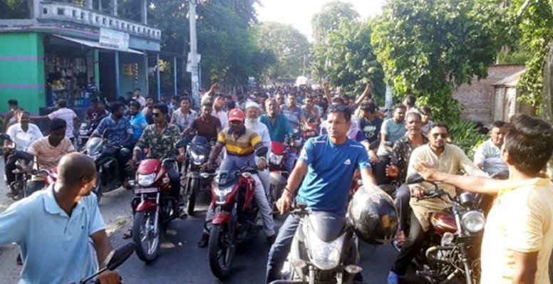 দৌলতপুরে এজাজ আহমেদ মামুন এর পথসভা উঠান বৈঠক