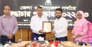 শুদ্ধাচার পুরস্কার পেলেন ইউএনও বিতান কুমার মন্ডল