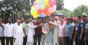 কুমারখালীতে মরহুম খাঁন নুরুল ইসলাম (কালু) চেয়ারম্যান স্মৃতি ফুটবল টুর্নামেন্ট উদ্বোধন