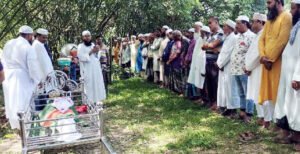 দৌলতপুরে বীর মুক্তিযোদ্ধা আব্দুল খালেকের এর রাষ্ট্রীয় মর্যাদায় দাফন সম্পন্ন