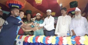 ভেড়ামারায় মনি কাপ ফুটবল টুর্নামেন্ট ফাইনাল খেলা ও পুরস্কার বিতরণী