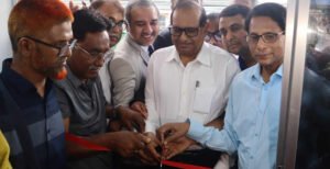 কুষ্টিয়ায় অ্যাপোলো হাসপাতালের ইনফরমেশন সেন্টারের শুভ উদ্বোধন