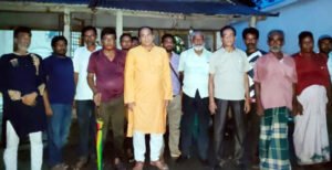 তারাগুনিয়া ও হোসেনাবাদ বাজারে গণসংযোগ করলেন মোফাজ্জেল হক