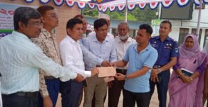 সরকার বিভিন্নভাবে কৃষি সেক্টরকে বাঁচিয়ে রাখার জন্য সাবসিডি প্রদান করে আসছে : ডিসি এহেতেশাম রেজা