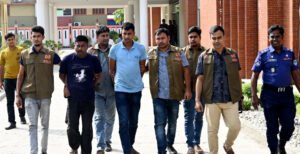 কুষ্টিয়ায় ৮ টি ইজিবাইক উদ্ধার, ছিনতাই ও চোর চক্রের ১২ সদস্য আটক