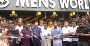 কুষ্টিয়ায় মেন্স ওয়ার্ল্ড শোরুম উদ্বোধন
