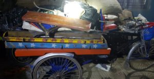 কুষ্টিয়া জেলা ডিবি পুলিশের অভিযানে মাদক ও চোরাই মালামাল উদ্ধার, আটক ২